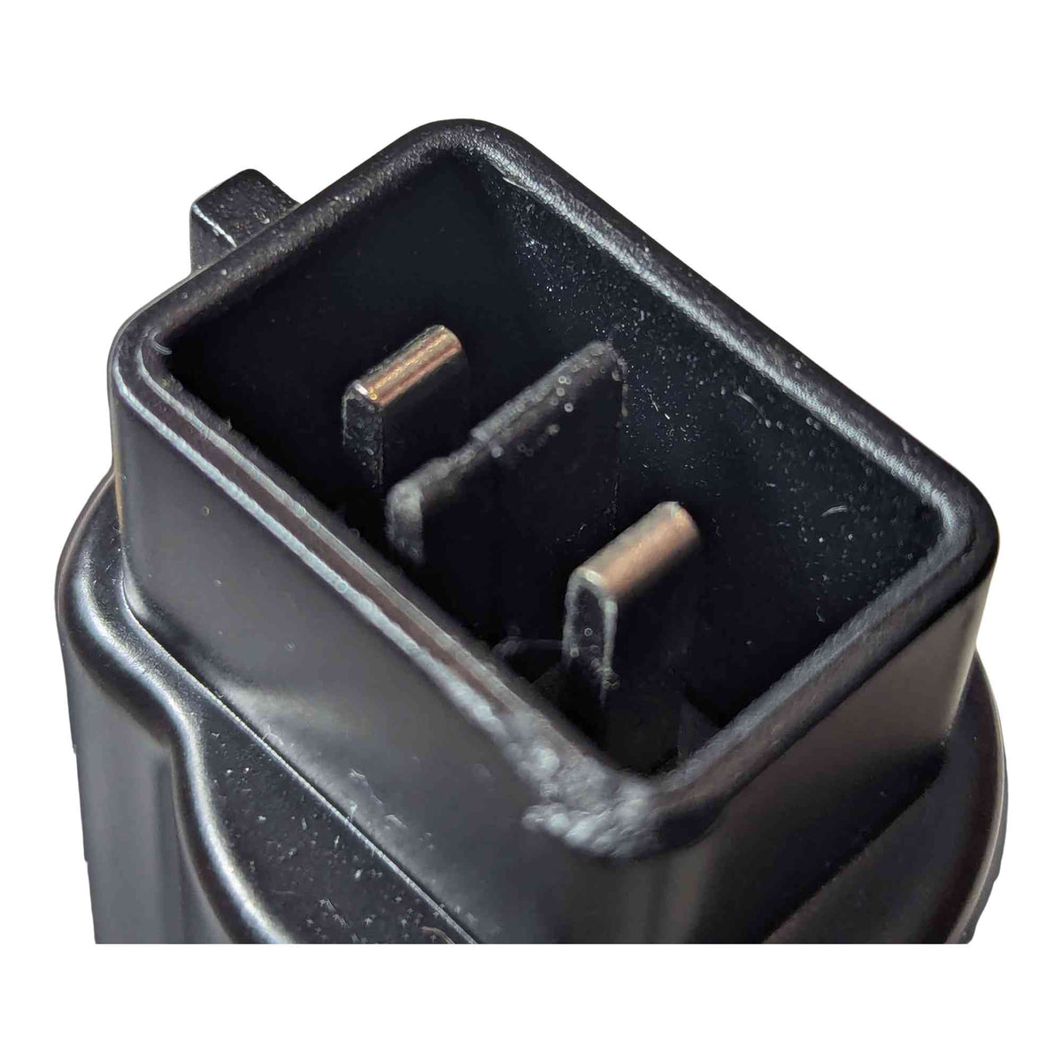 Black and Decker 20V to DeWalt 18V Ni-Cd battery adapter - close-up of the tool-side socket, twin copper contacts
