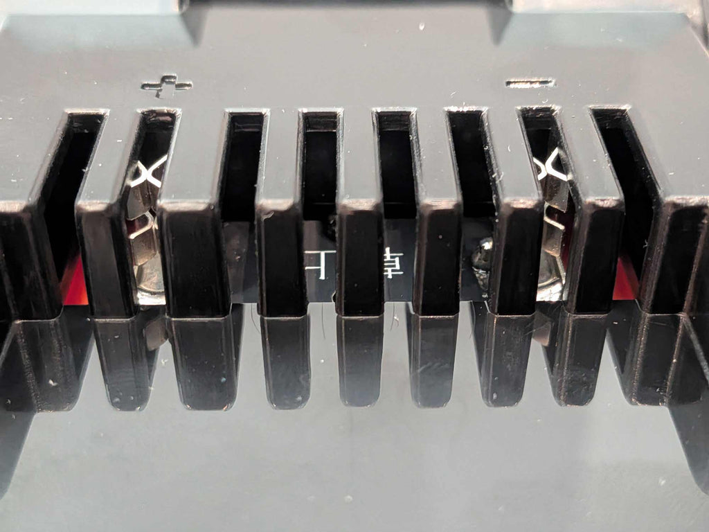 AEG 18V to Metabo HPT 18V Battery Adapter