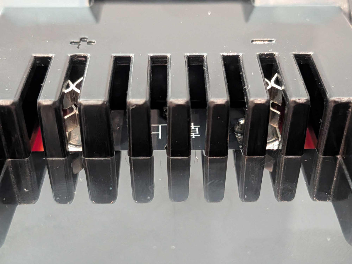 AEG 18V to Metabo HPT 18V Battery Adapter